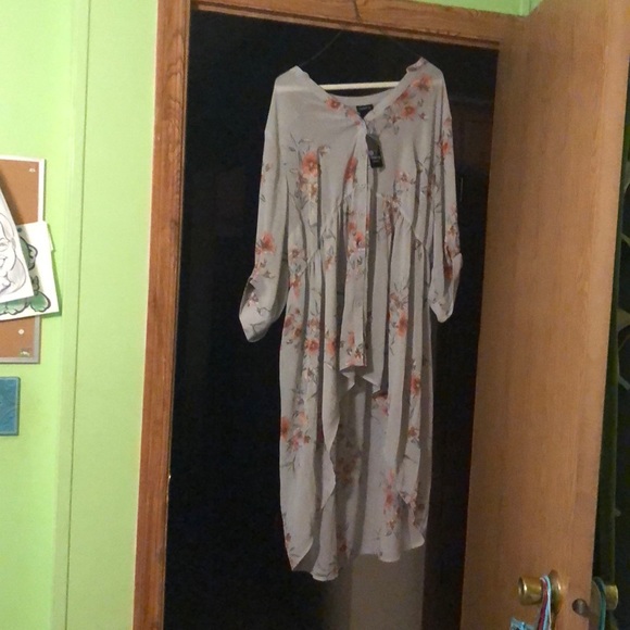 Torrid long shirt - Picture 5 of 5